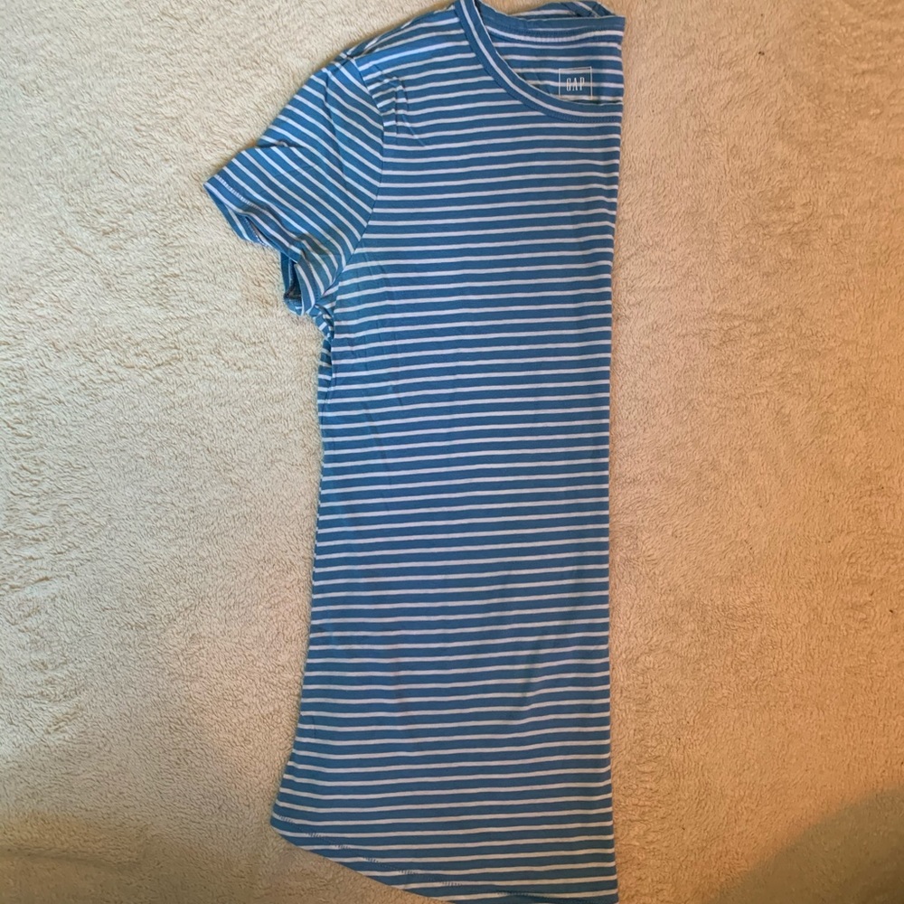 Gap Tee